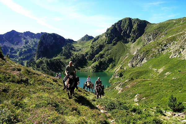 French pyrenees on horseback