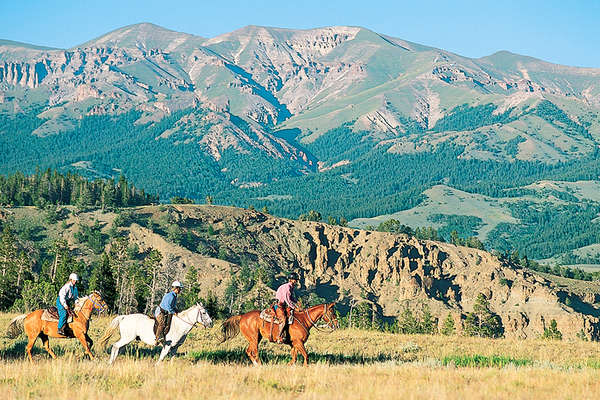 Horse riding ranch stay in Wyoming 
