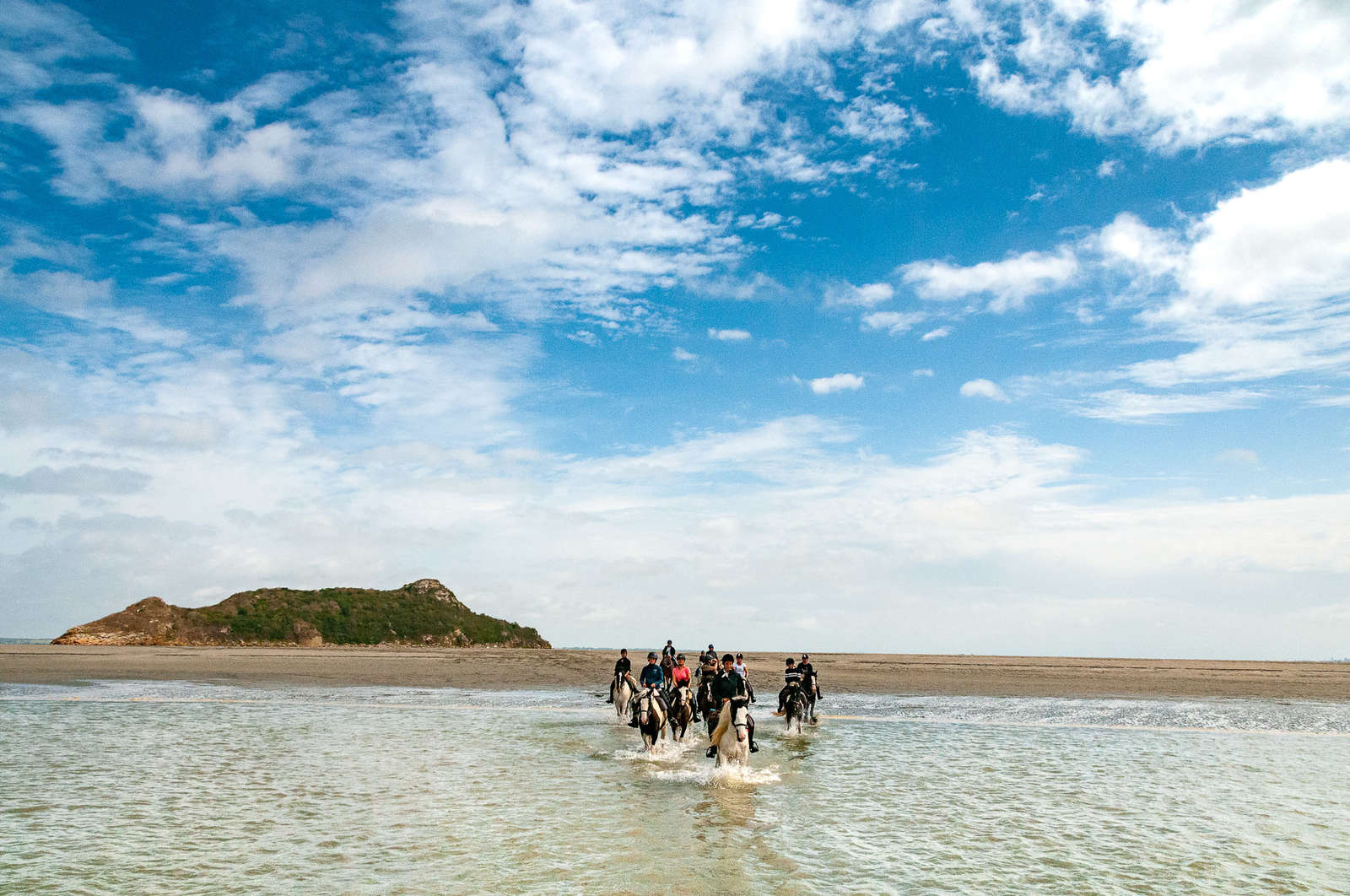 An horseback adventure between Cancale and Mt St Michel Equus Journeys