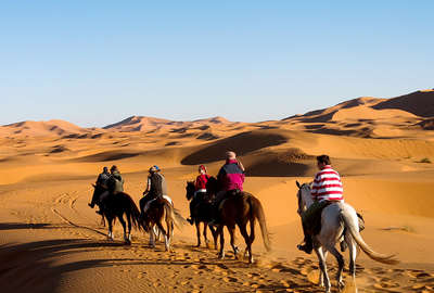 Horeriding in the sahara dunes
