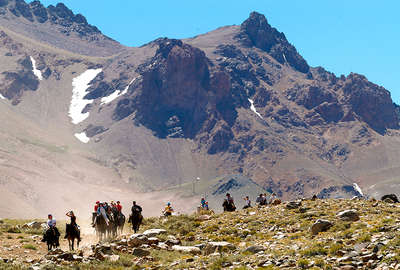 Horse riding expedition from Chile to Argentina