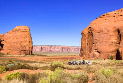 Horseback riders in the wondrous scenery of Utah and Arizona