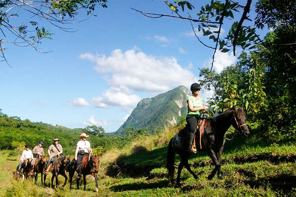 Horseriding trails in the Cuban countryside